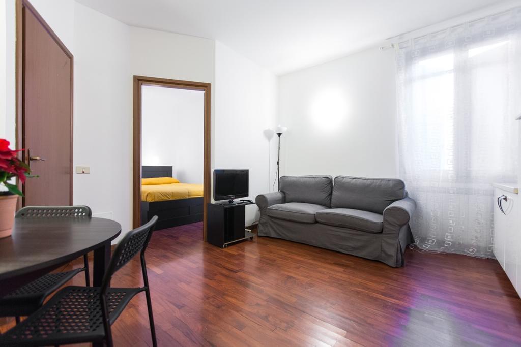 Panfilo Castaldi 37 * Milan